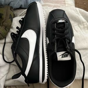 Size 3.5Y Nike Cortez never worn